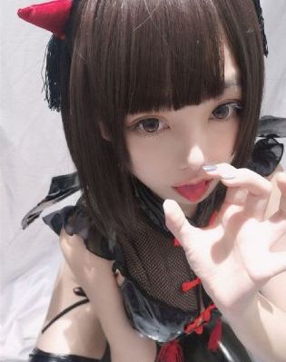 欧美妹妹撸色图_超清高清完整版